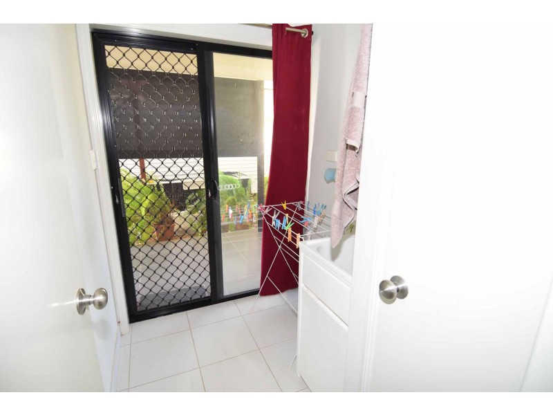 59 ESTATE AVENUE, Toll QLD 4820