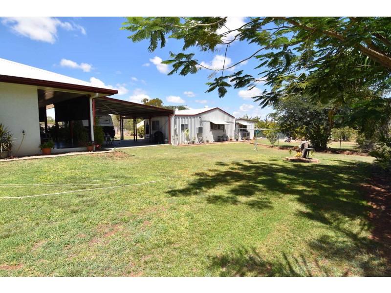 59 ESTATE AVENUE, Toll QLD 4820