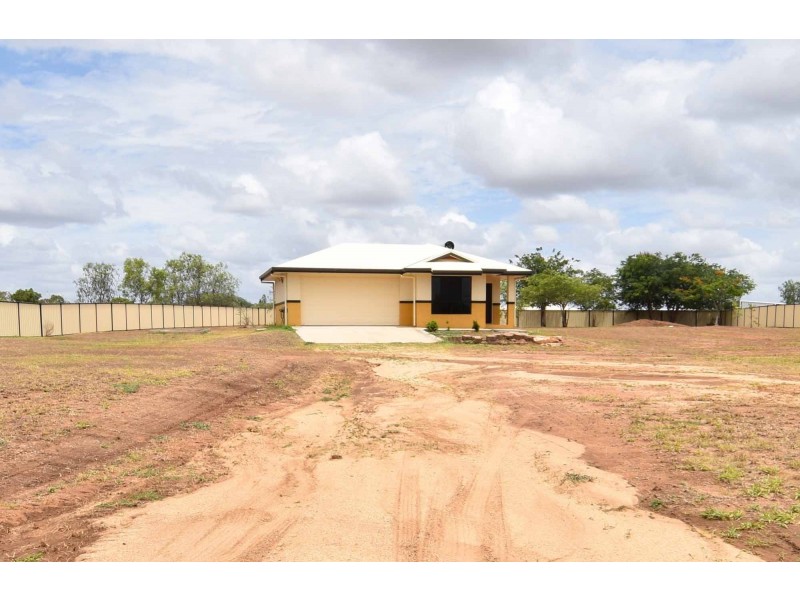 33 GOLF LINKS DRIVE, Toll QLD 4820