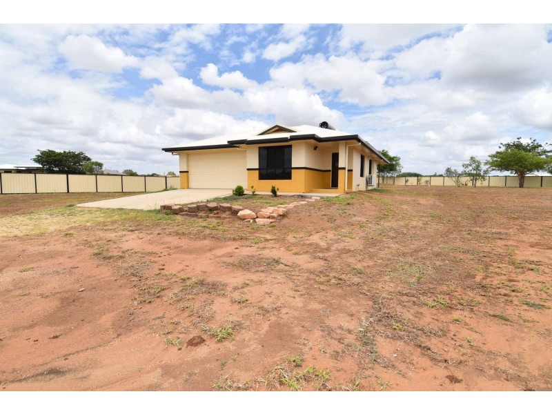 33 GOLF LINKS DRIVE, Toll QLD 4820