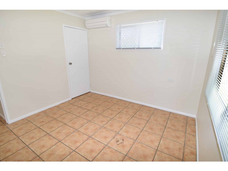 1 BRISK STREET, Queenton QLD 4820