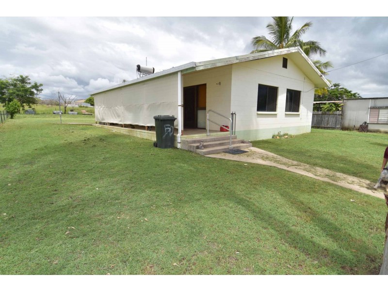 50 FAULL STREET, Alabama Hill QLD 4820