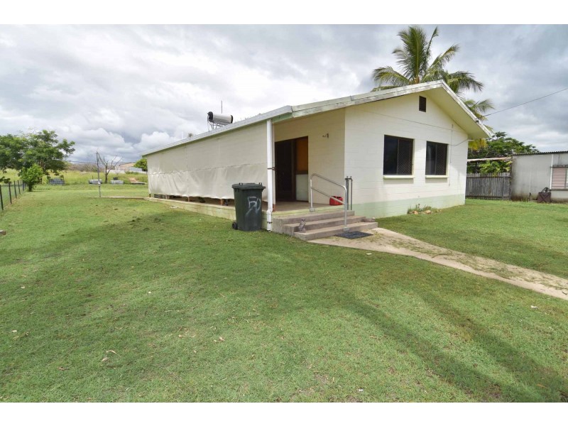 50 FAULL STREET, Alabama Hill QLD 4820