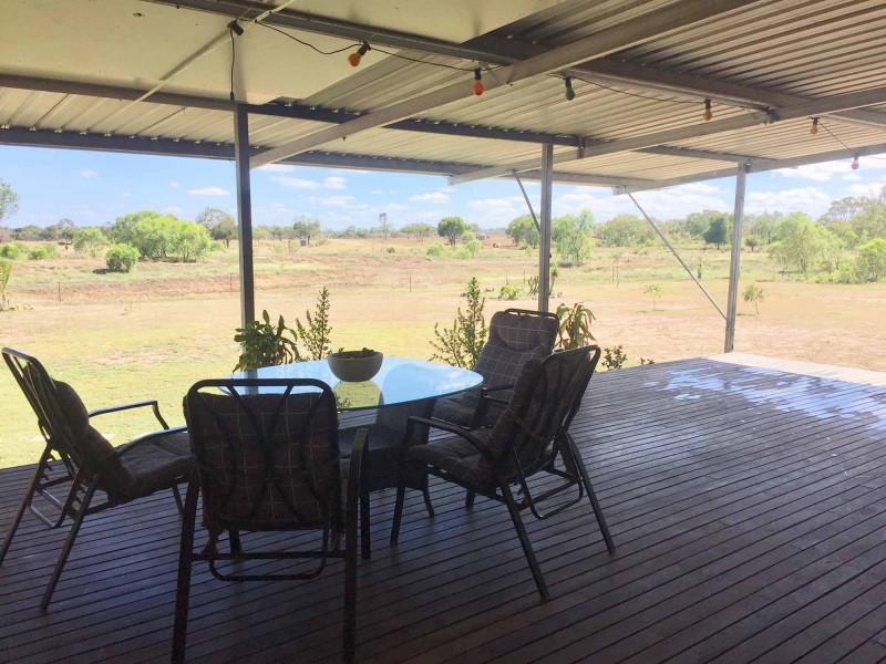 34 MISSOCK ROAD, Southern Cross QLD 4820