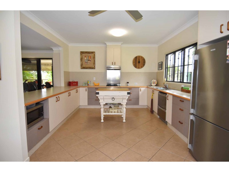 210 BROUGHTON VIEW ROAD, Broughton QLD 4820
