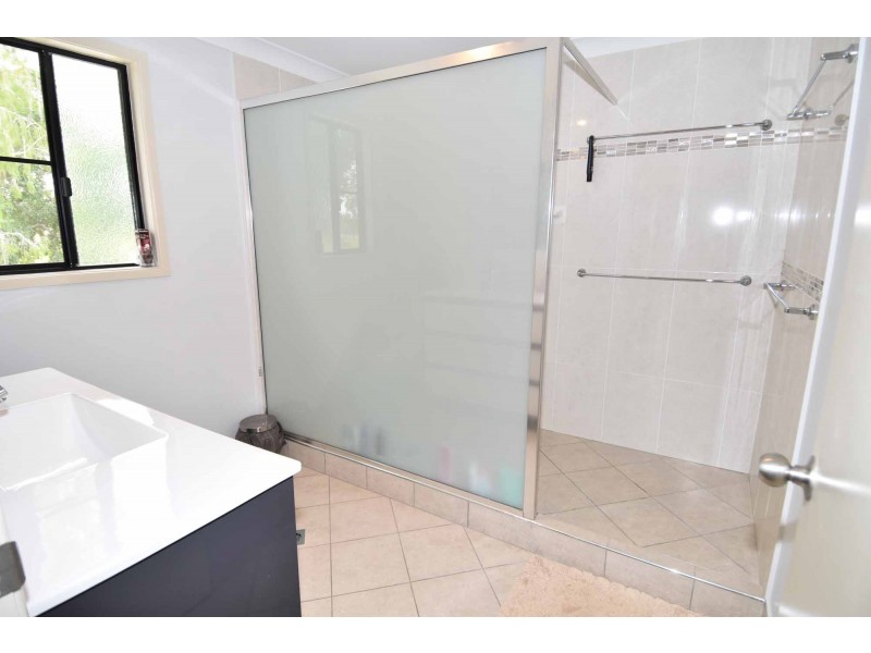 210 BROUGHTON VIEW ROAD, Broughton QLD 4820