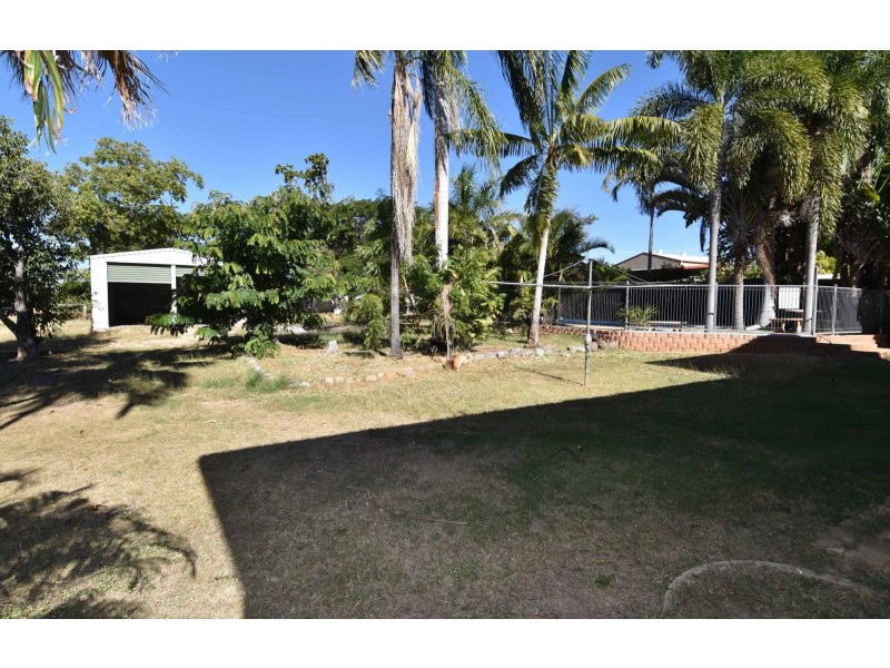 23 ROWE STREET, Mosman Park QLD 4820