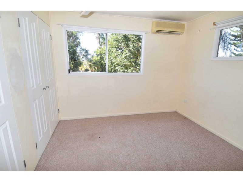 23 ROWE STREET, Mosman Park QLD 4820