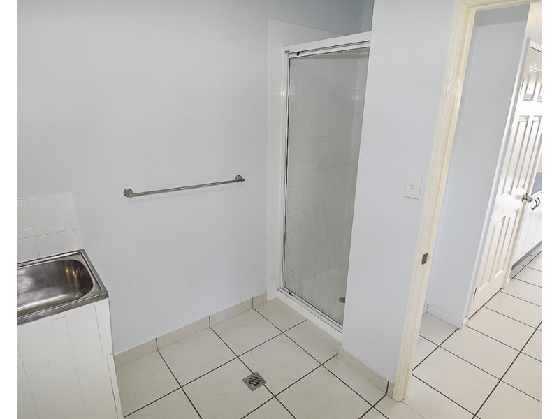 33a Plant Street, Richmond Hill QLD 4820