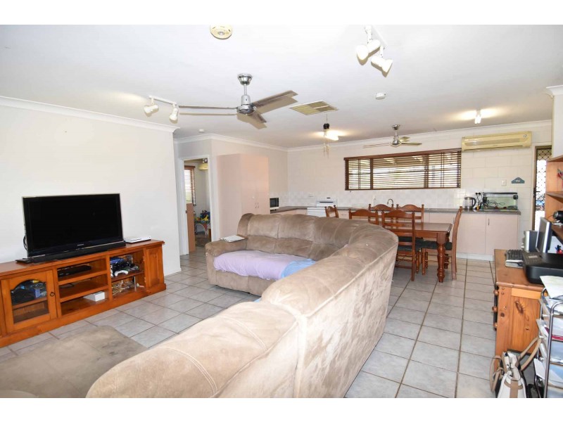 28 KIRKBRIDE STREET, Mosman Park QLD 4820