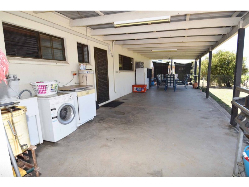 28 KIRKBRIDE STREET, Mosman Park QLD 4820