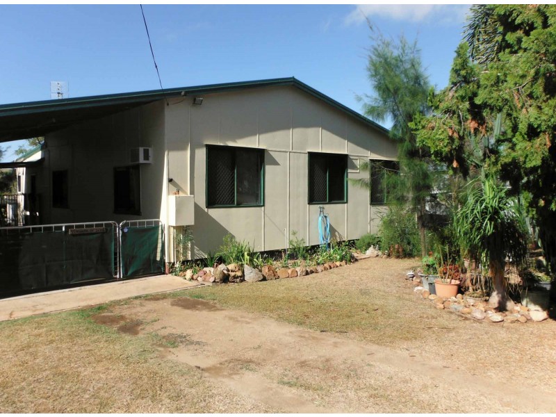 62 RAVEN STREET, Ravenswood QLD 4816