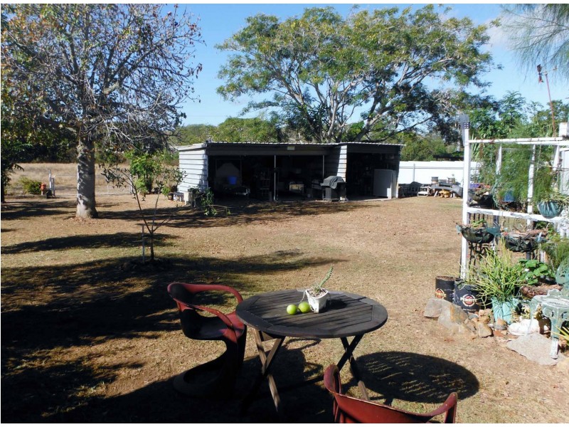 62 RAVEN STREET, Ravenswood QLD 4816