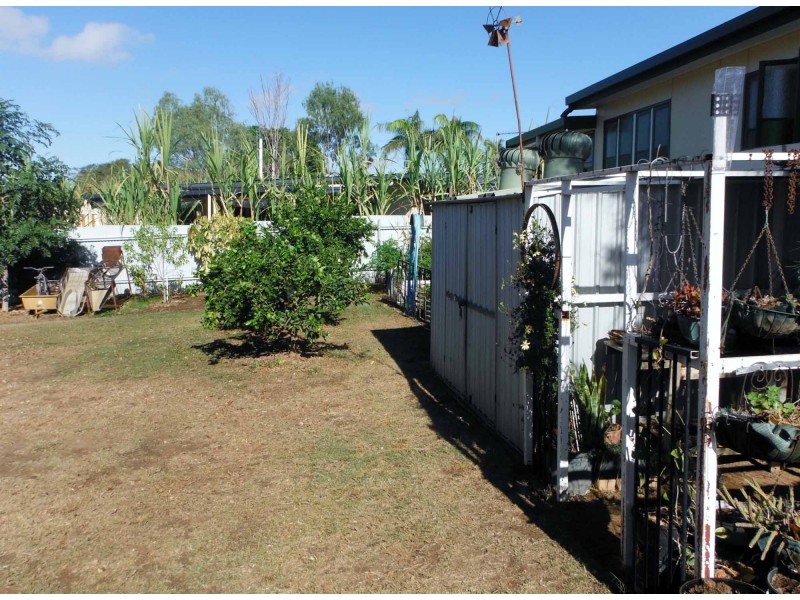 62 RAVEN STREET, Ravenswood QLD 4816