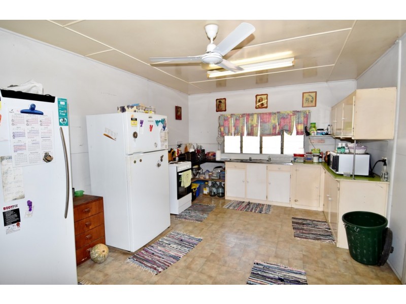 12 MOUNT LEYSHON ROAD, Queenton QLD 4820