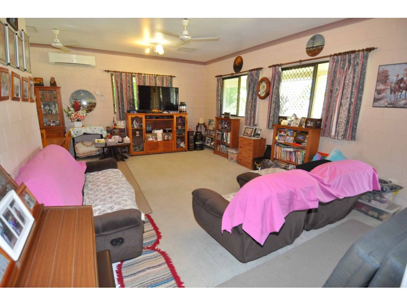 11 Pyrites Road, Charters Towers QLD 4820