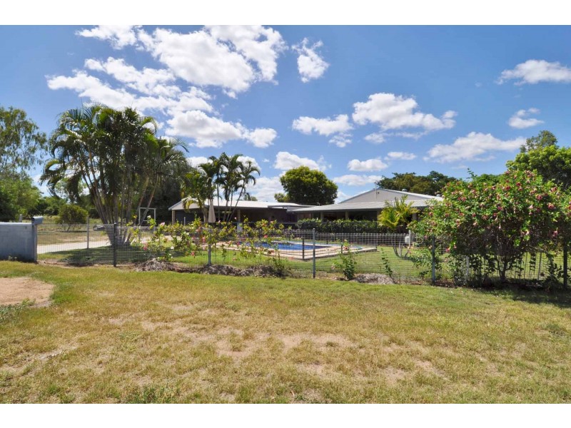 11 Pyrites Road, Charters Towers QLD 4820