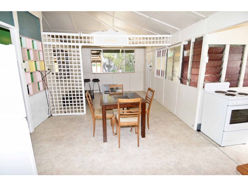 7 DUNDEE STREET, Queenton QLD 4820
