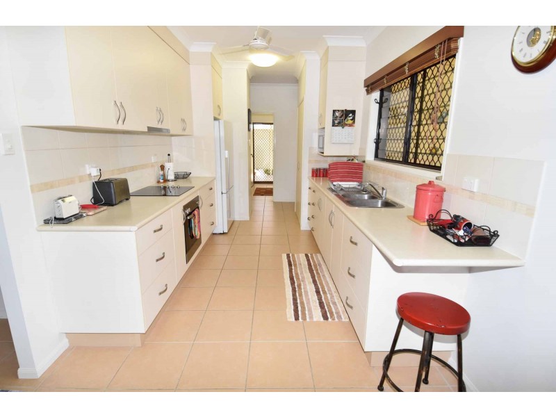 17 PHILLIPSON ROAD, Millchester QLD 4820