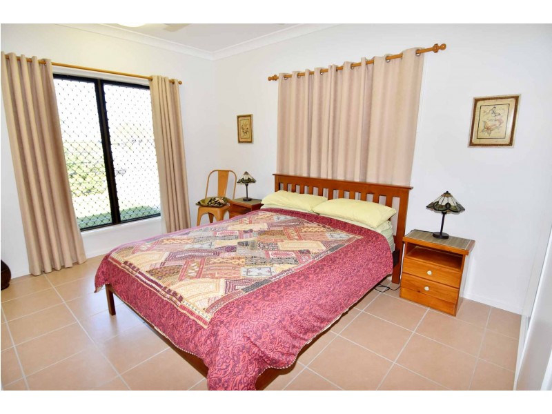 17 PHILLIPSON ROAD, Millchester QLD 4820