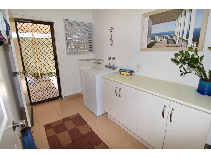 17 PHILLIPSON ROAD, Millchester QLD 4820