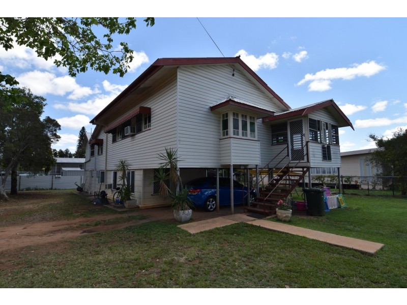 26 Hackett Terrace, Richmond Hill QLD 4820