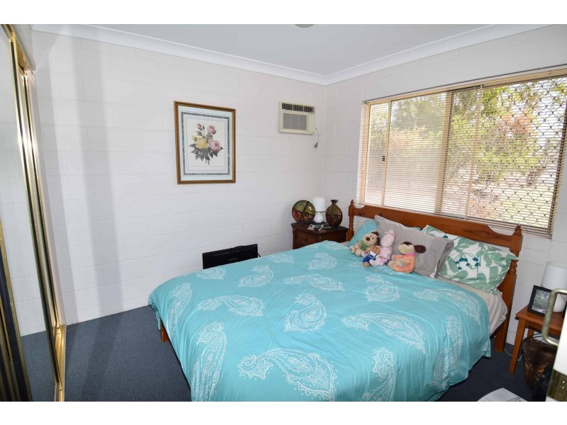 1 HARTE STREET, Richmond Hill QLD 4820