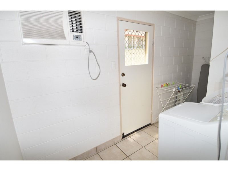 1 HARTE STREET, Richmond Hill QLD 4820