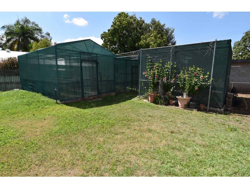 9 CHURCHILL STREET, Richmond Hill QLD 4820