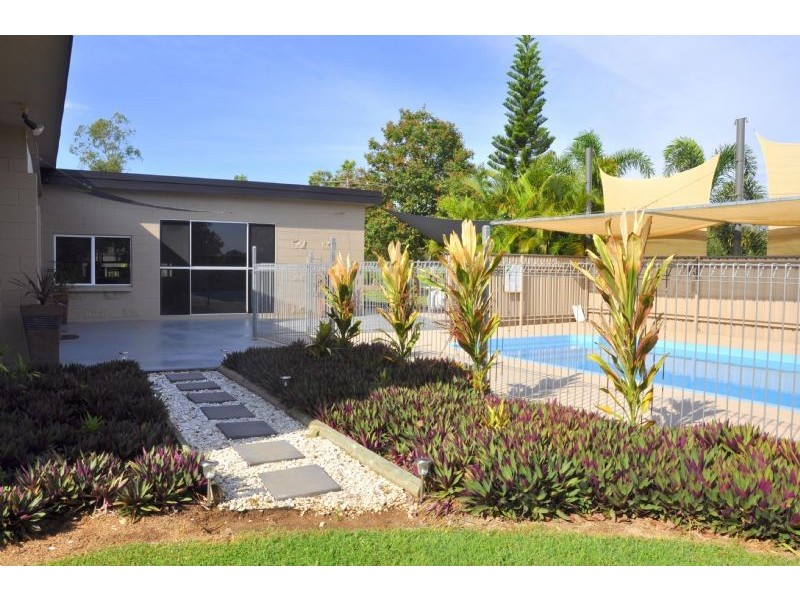 6 Browns Lane, Charters Towers QLD 4820