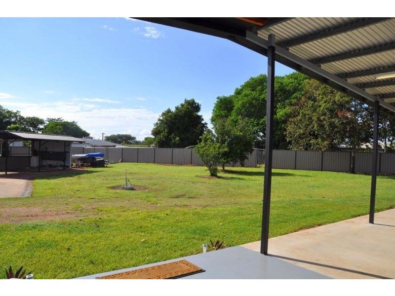 6 Browns Lane, Charters Towers QLD 4820