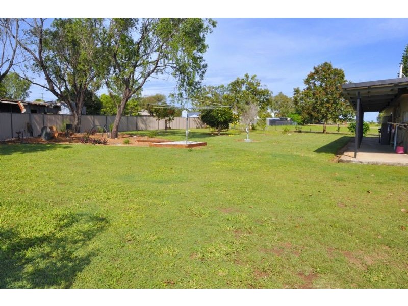 6 Browns Lane, Charters Towers QLD 4820