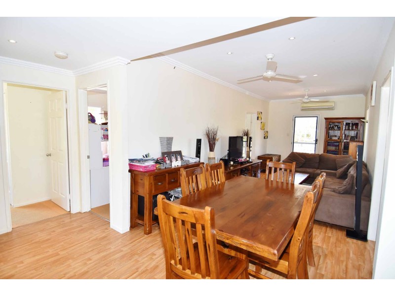 69 Plant Street, Richmond Hill QLD 4820