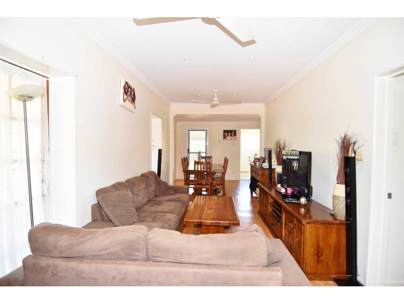 69 Plant Street, Richmond Hill QLD 4820