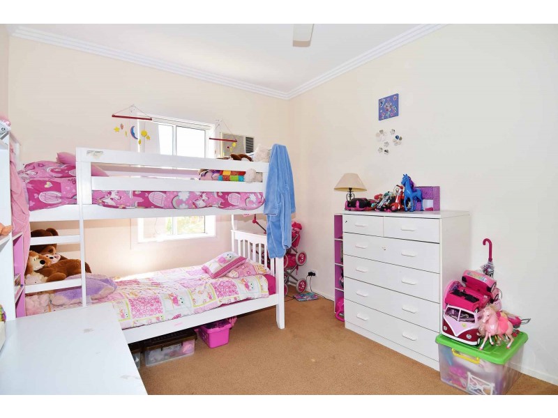 69 Plant Street, Richmond Hill QLD 4820