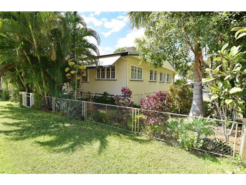 35 Vulture Street, Charters Towers QLD 4820