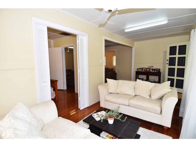 35 Vulture Street, Charters Towers QLD 4820