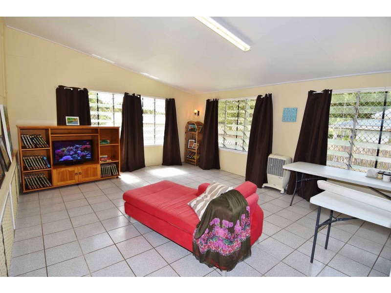 35 Vulture Street, Charters Towers QLD 4820