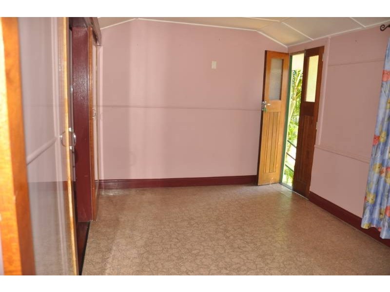 13 Mary Street, Charters Towers QLD 4820