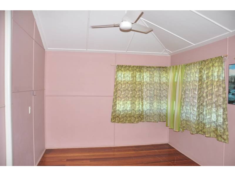 13 Mary Street, Charters Towers QLD 4820