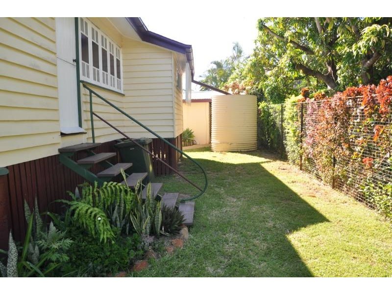 13 Mary Street, Charters Towers QLD 4820