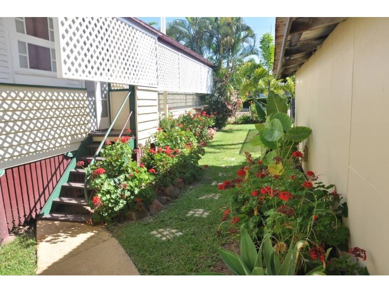 13 Mary Street, Charters Towers QLD 4820