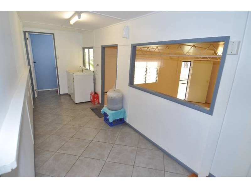 8 New Queen Road, Charters Towers QLD 4820