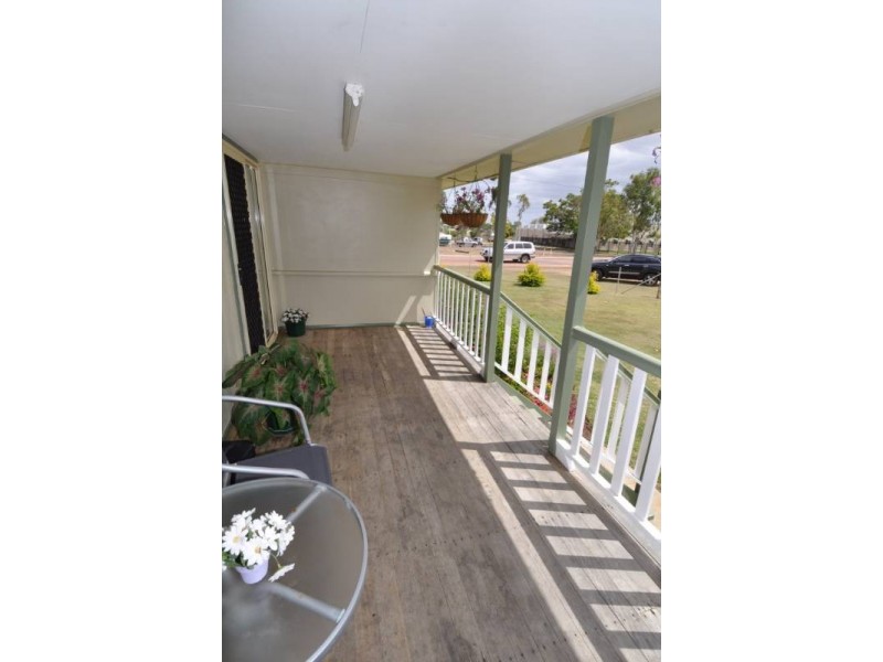 8 New Queen Road, Charters Towers QLD 4820