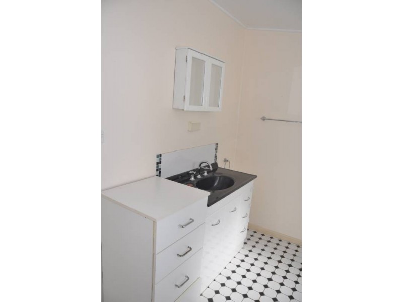 15 Mexican Street, Charters Towers QLD 4820