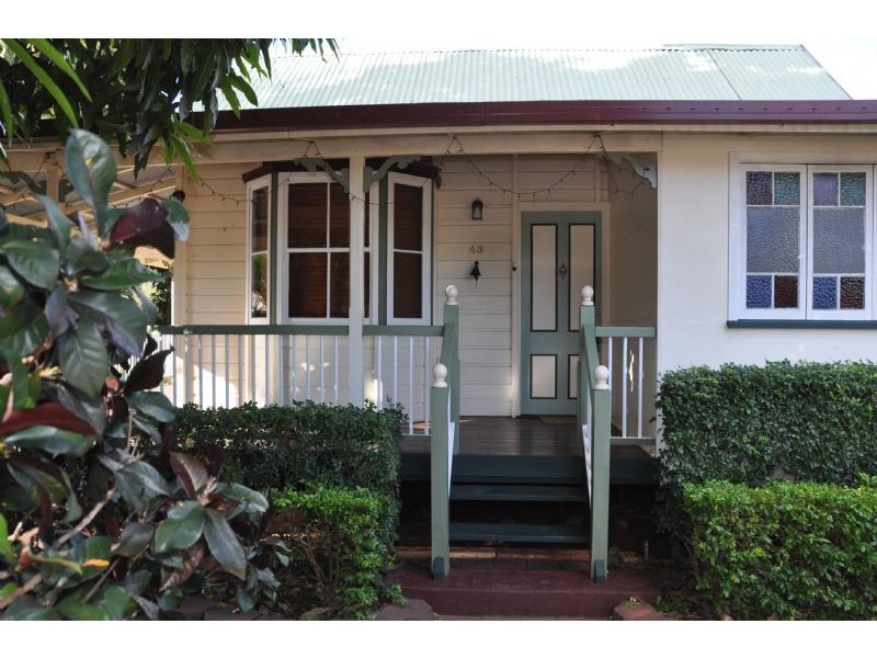 43 King Street, Charters Towers QLD 4820