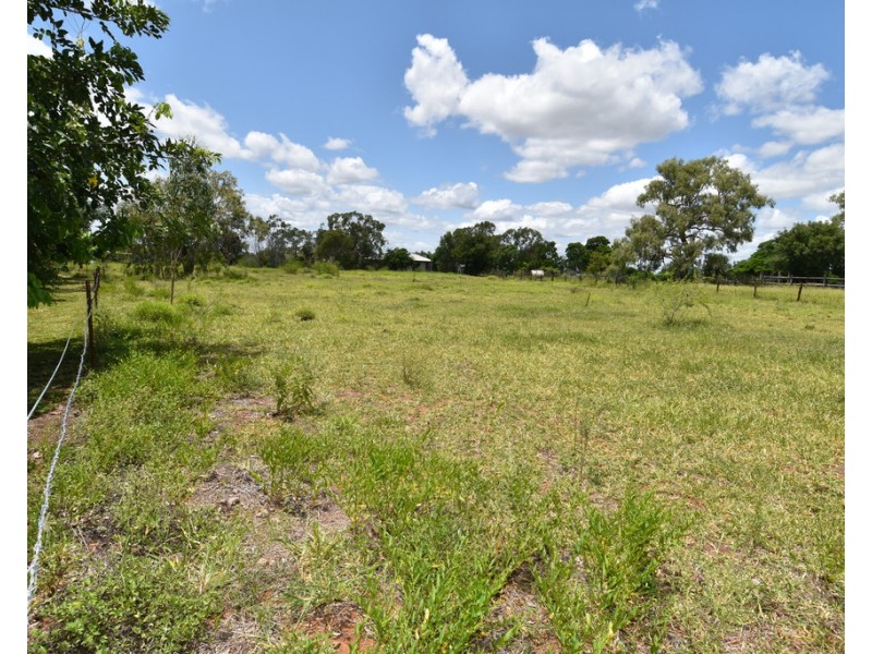 110 OLD DALRYMPLE ROAD, Toll QLD 4820