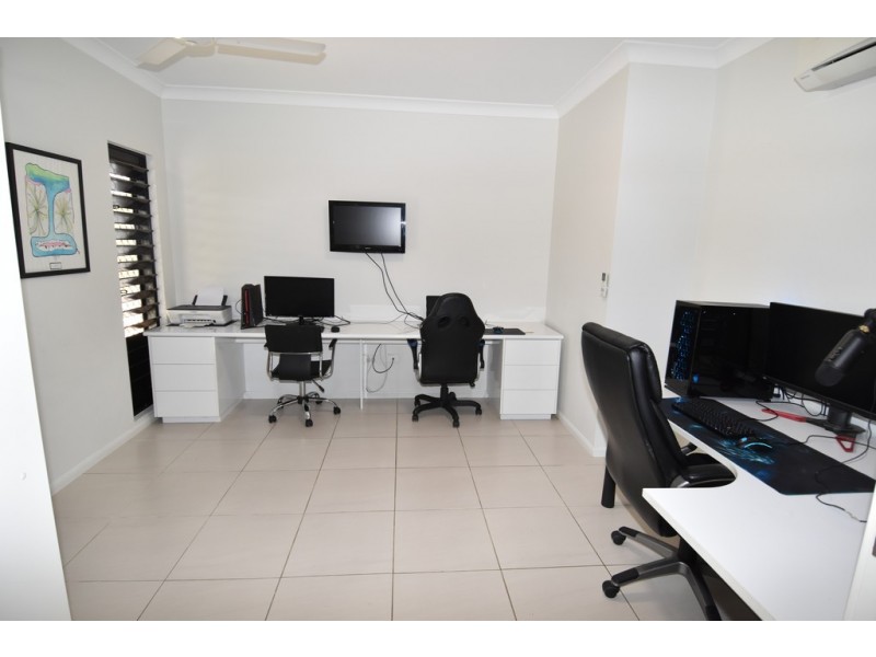 12 BROCKLAN CLOSE, Millchester QLD 4820