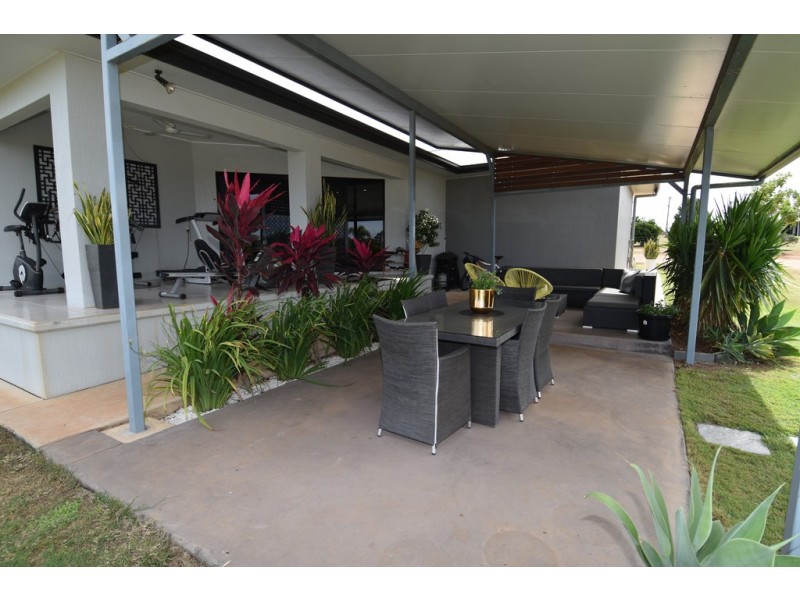 12 BROCKLAN CLOSE, Millchester QLD 4820