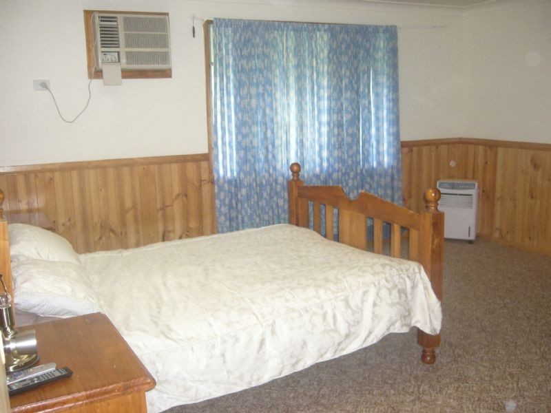 6 Moores Street, Charters Towers QLD 4820